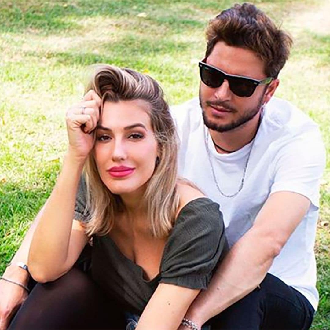 Juegos, viajes y una gran paella: Manuel Carrasco y Almudena Navalón, primeras vacaciones de cuatro