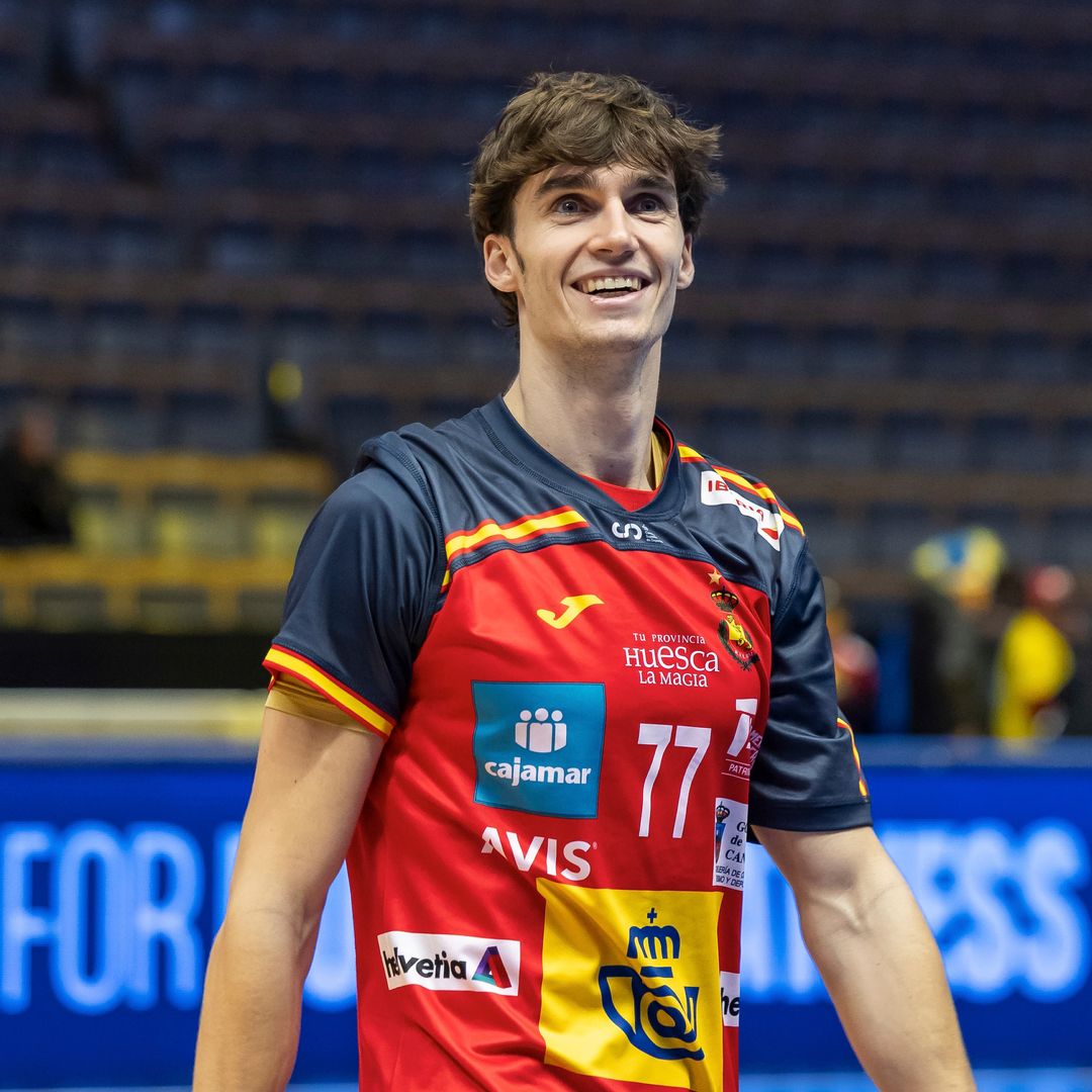 Sin una gran fiesta pero volcado en su gran pasión: Pablo Urdangarin cumple 25 enamorado, centrado y tras los pasos de su padre