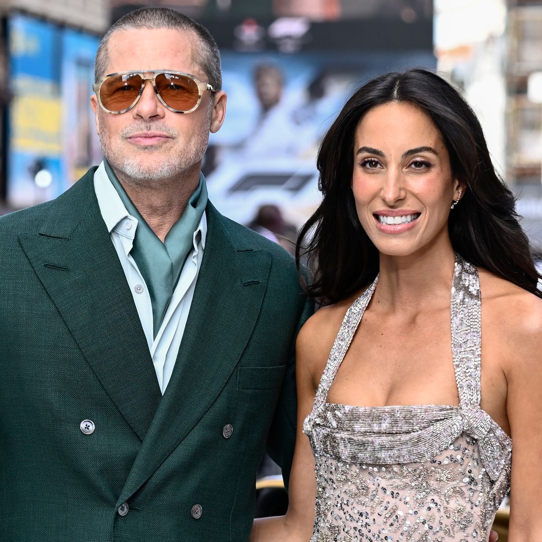 Inés de Ramón cumple 33 años: analizamos por qué la novia de Brad Pitt causa tanta fascinación