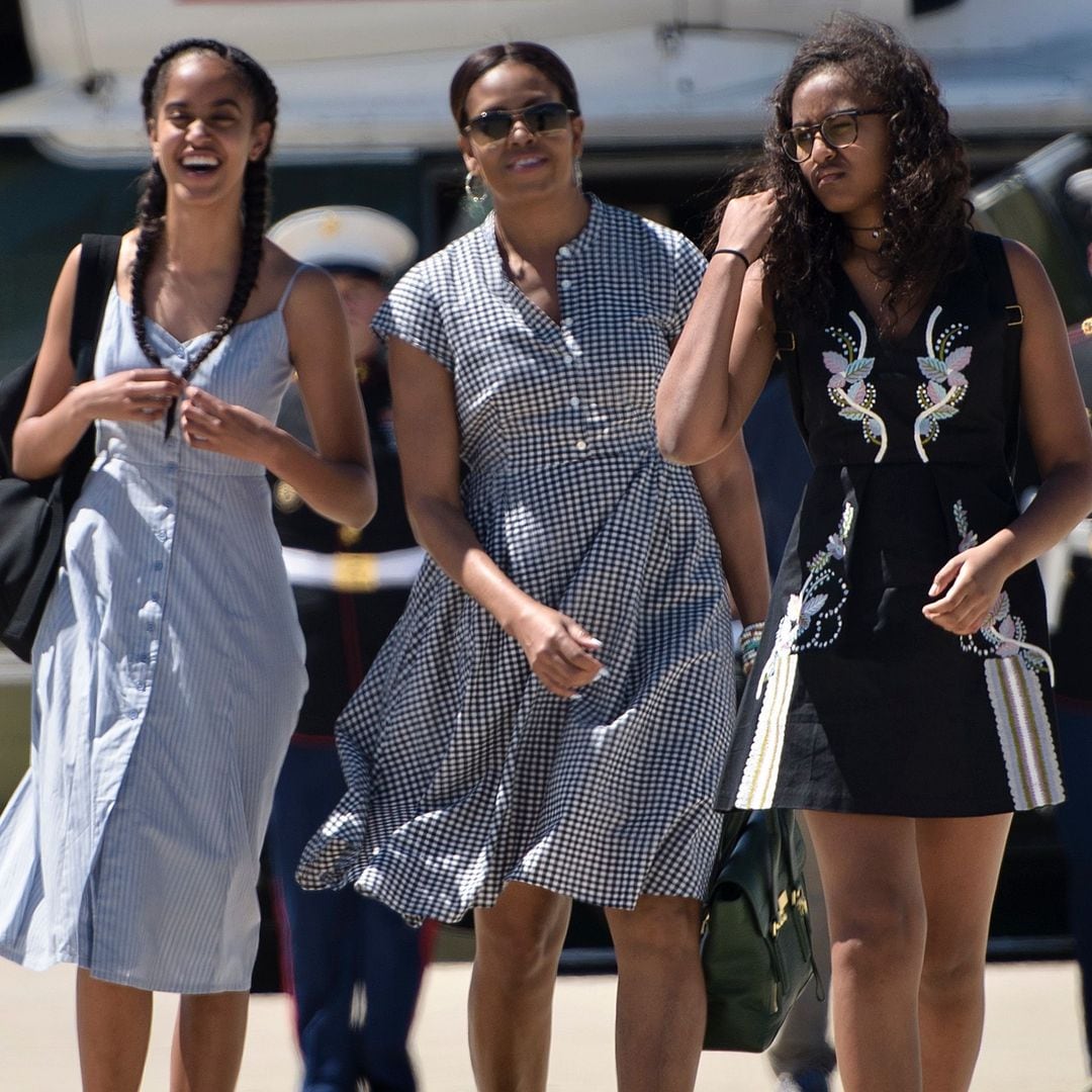 Michelle Obama y sus hijas Malia y Sasha disfrutan del verano en Mallorca, ¿y Barack?