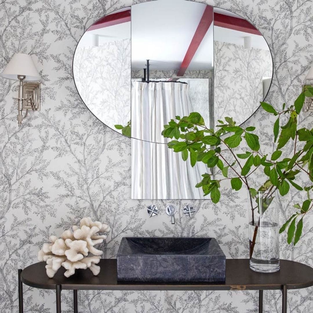 10 espejos que modernizarán la imagen de tu cuarto de baño