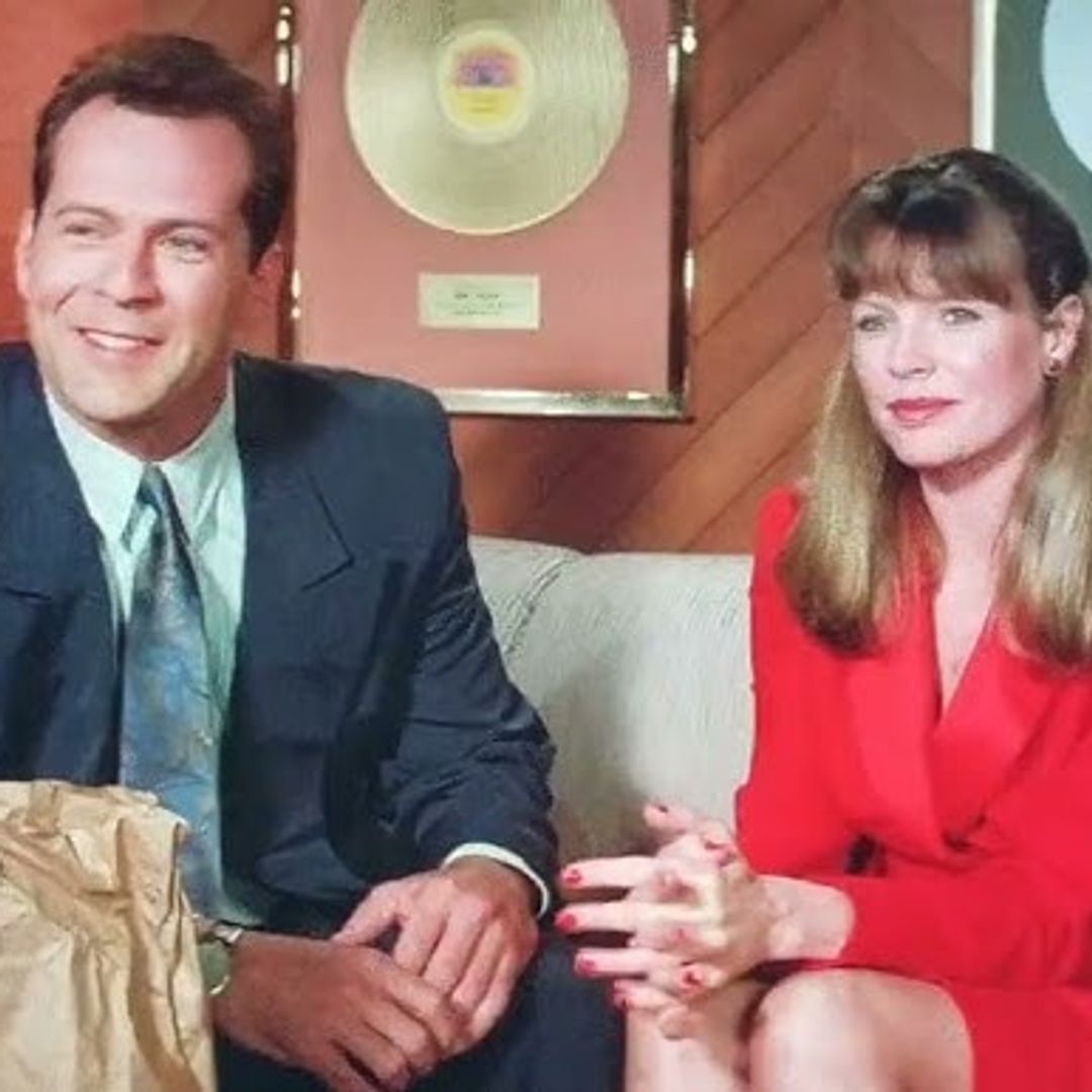 El emotivo homenaje de Kim Basinger a Bruce Willis 40 años después del rodaje de 'Cita a ciegas'