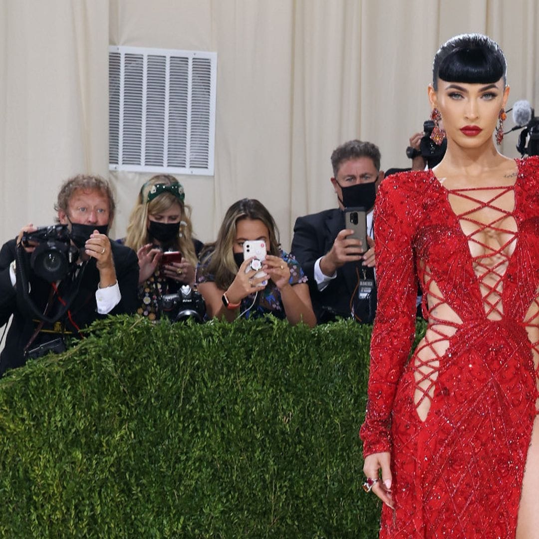La marca personal de Megan Fox en sus looks: diseños atrevidos y llamativos