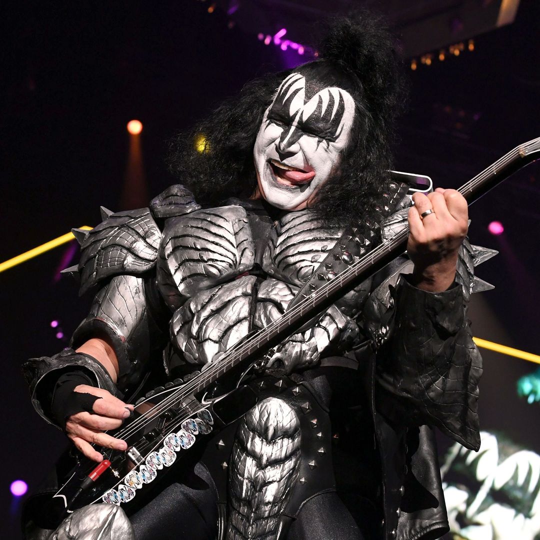 Gene Simmons, integrante de KISS, se recupera tras sufrir accidente automovilístico en Malibú