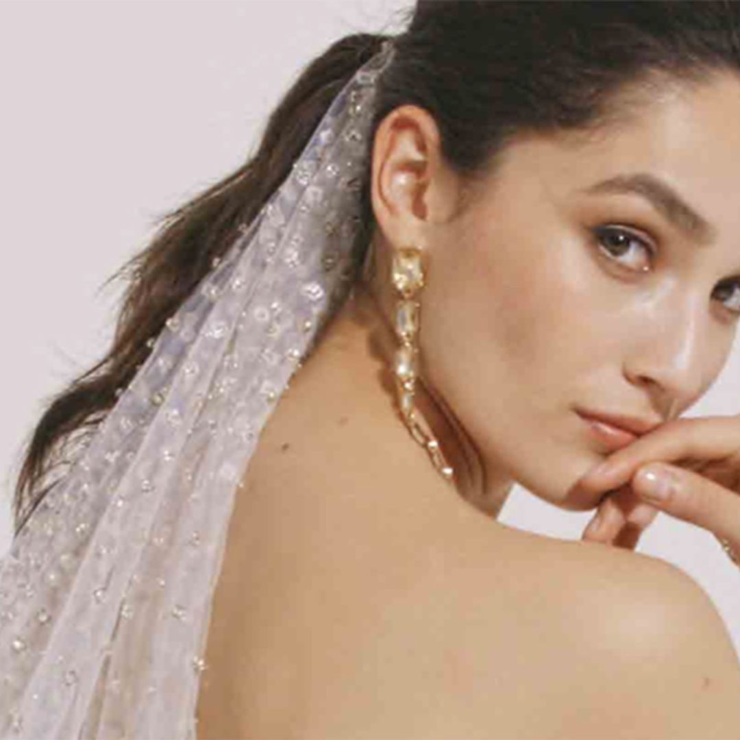 La lista de regalos de Navidad para novias e invitadas que quieren brillar en 2022