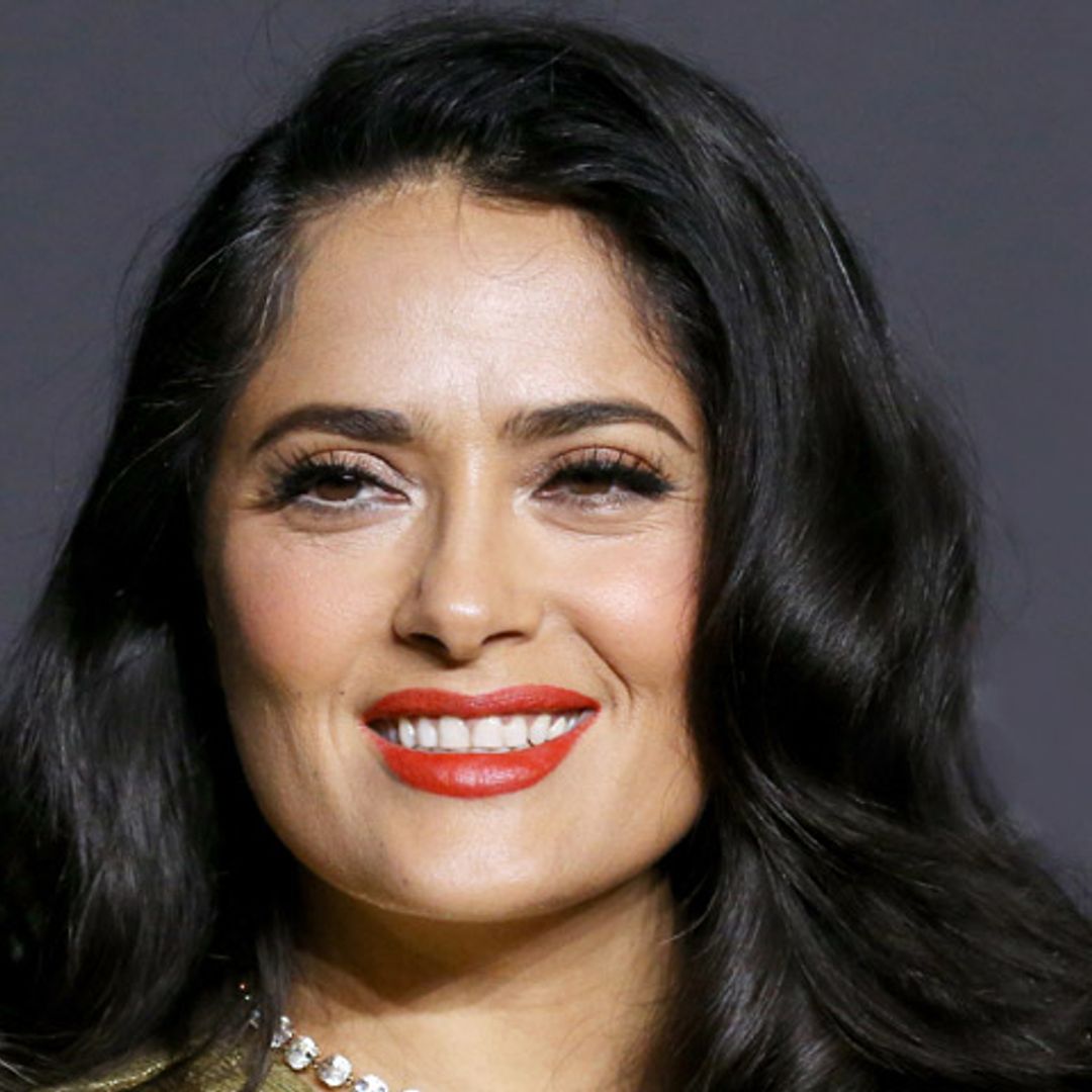 Salma Hayek presume de tipazo en su imagen más sexy