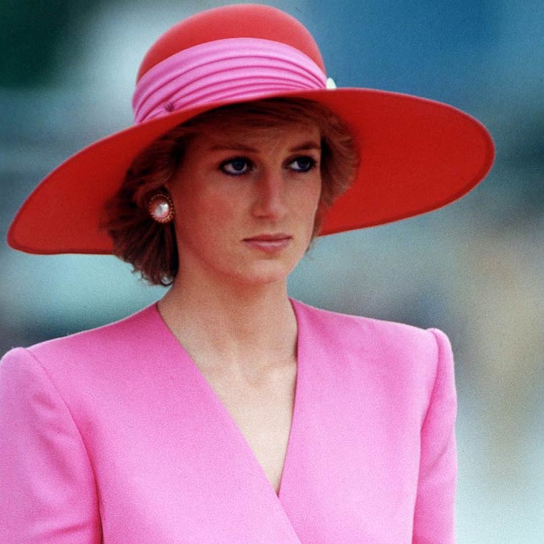 El truco de los tacones 'piernas infinitas' que reinas y princesas copiaron a Diana de Gales