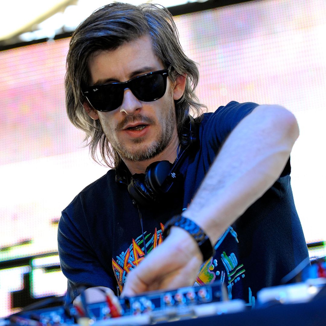 Muere el DJ Kavinsky a los 50 años: conmoción mundial tras el inesperado fallecimiento del icono de la música electrónica