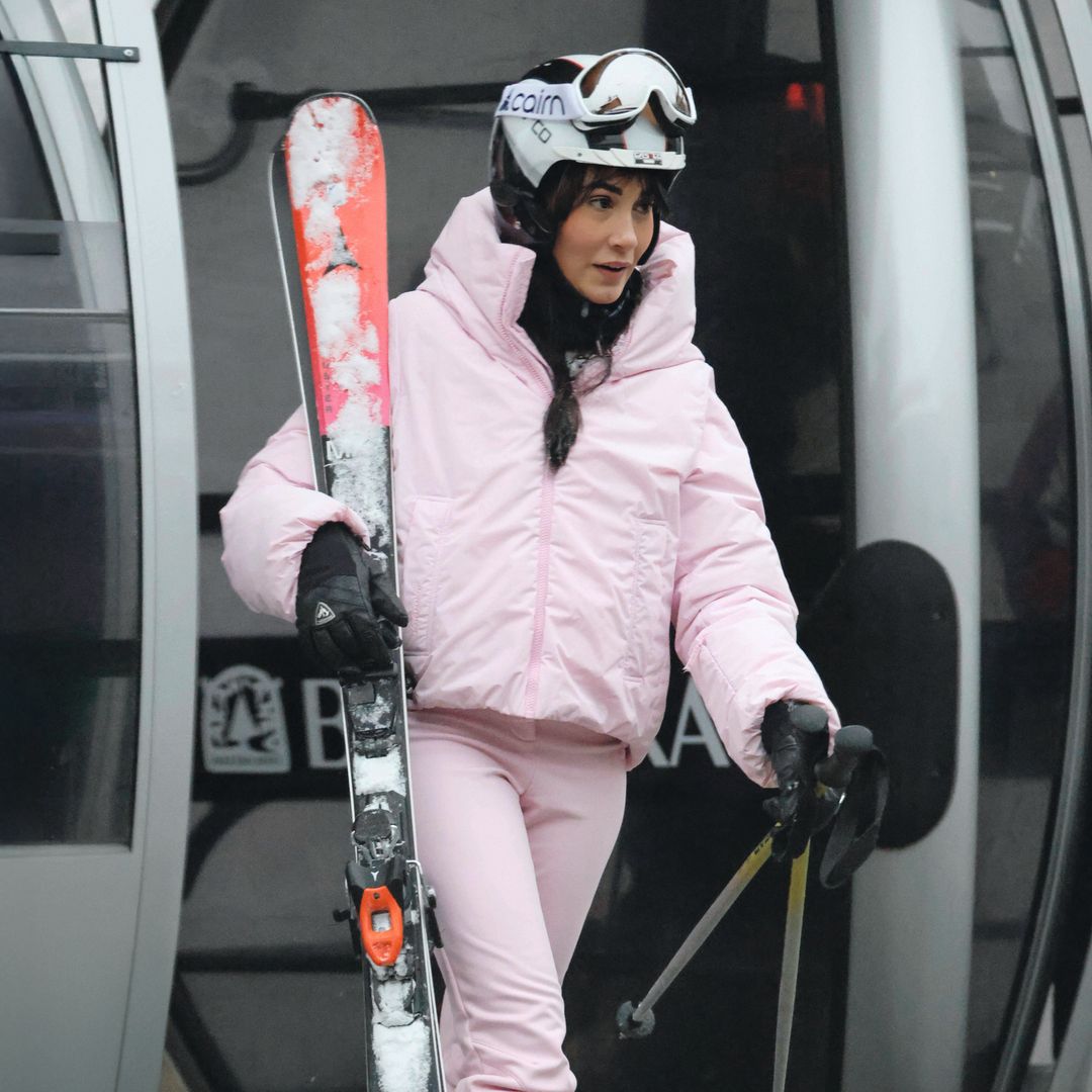 En imágenes: de Aitana a María Pedraza, las chicas del momento convierten la nieve en una pasarela de moda