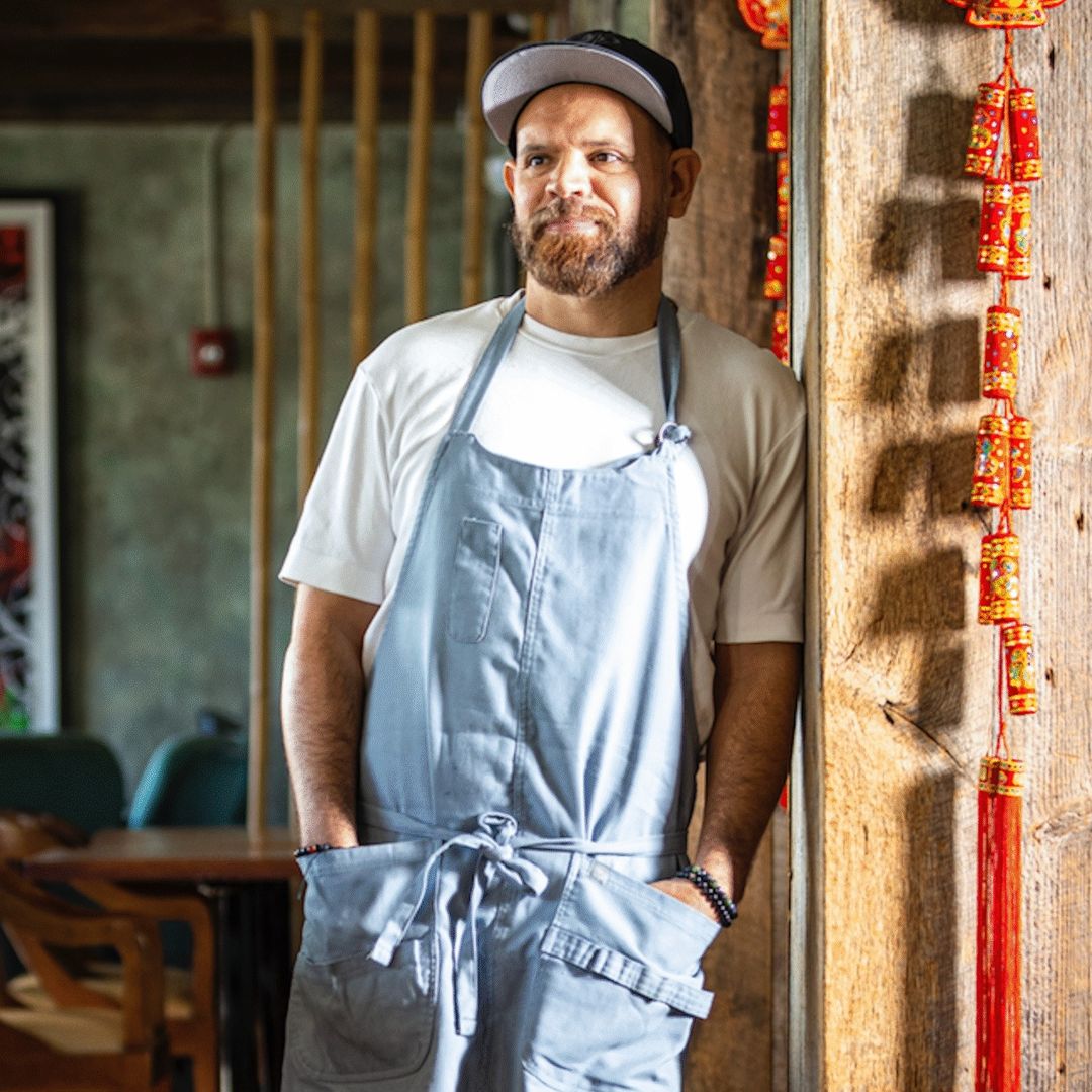 El chef César Zapata nos habla de su labor en No Kid Hungry y confiesa orgulloso: ‘Lo latino tiene sabor, fuerza y alma’