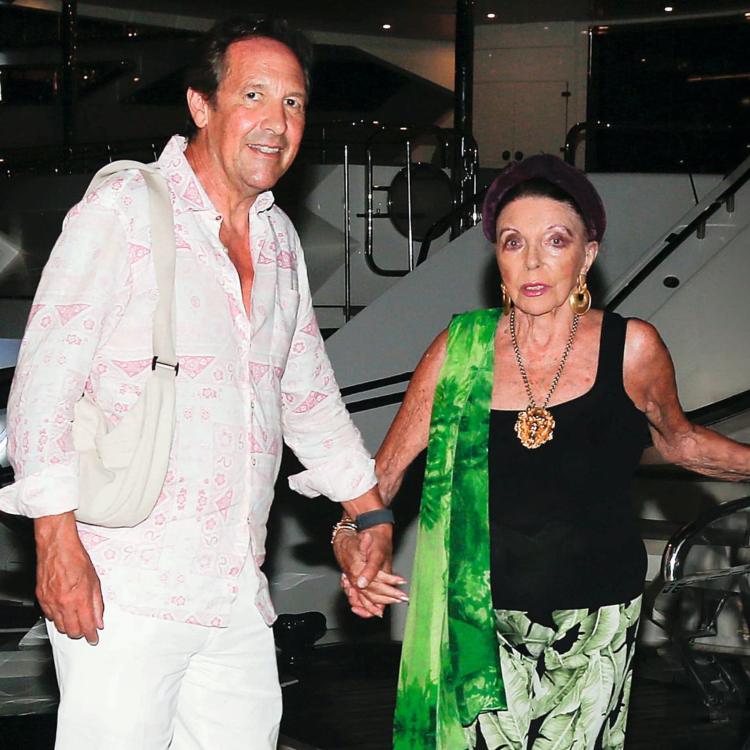 Los secretos de Joan Collins para mantenerse en plena forma a sus 93 años