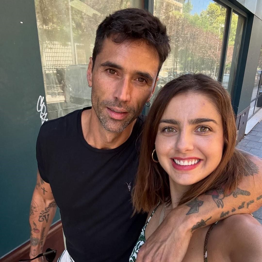 Matías Novoa consiente a Michelle Renaud en su cumpleaños, tras confirmar su embarazo