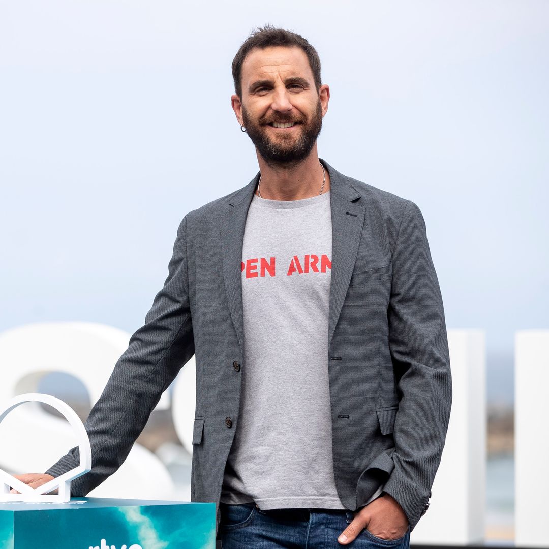 Dani Rovira se despide de su padre con una desoladora carta: "Crecí de tu mano. No recuerdo ni una sola vez que me la hayas soltado"