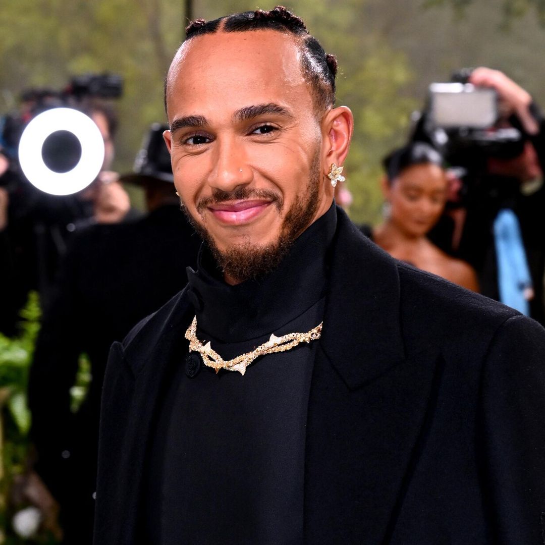 Lewis Hamilton: la historia detrás de su impecable atuendo para la MET Gala