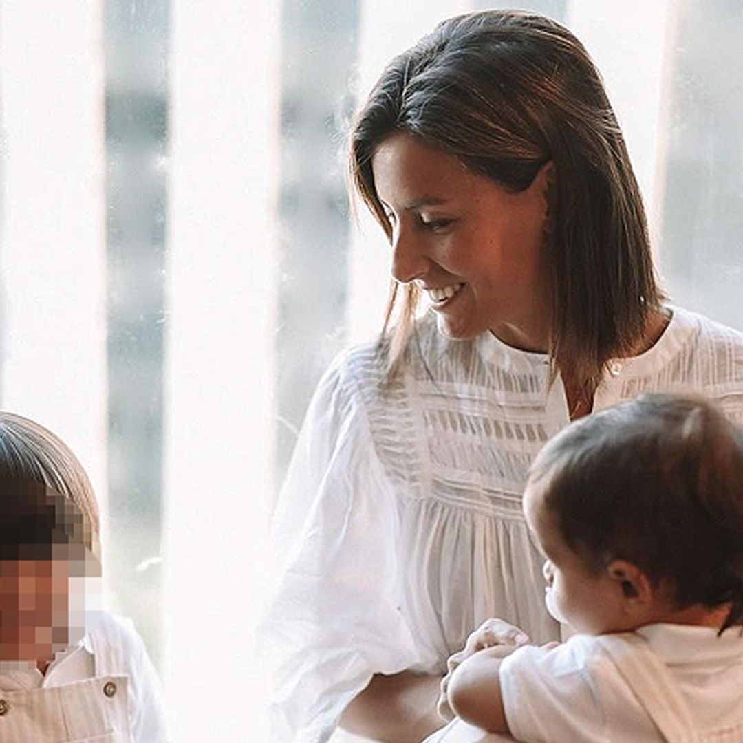El vídeo más divertido de los hijos de Ana Boyer dejando la casa 'reluciente' para las fiestas navideñas