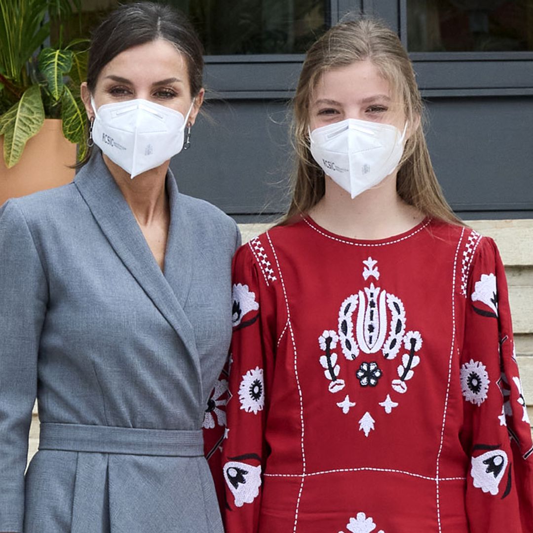 La infanta Sofía sorprende con un vestido bordado de 25 euros