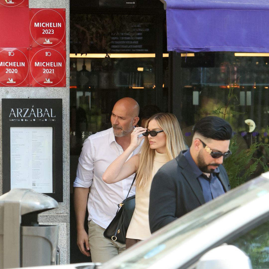EXCLUSIVA. Pillamos a Margot Robbie en este restaurante de Madrid: un clásico con alma de bistró y corazón castizo