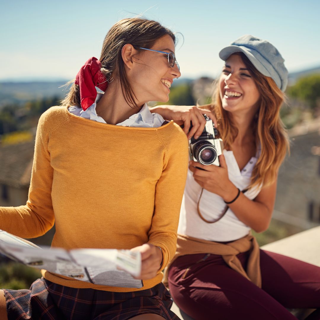 Rebeca Cáceres, psicóloga: 'Viajar con amigas puede ser muy terapéutico porque nos permite salir del piloto automático'