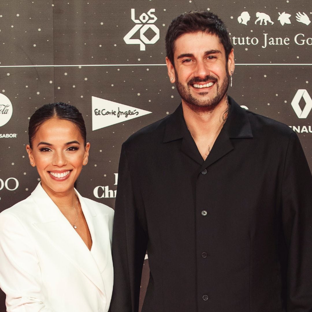 Melendi anuncia que va a ser padre por quinta vez junto a la actriz Julia Nakamatsu