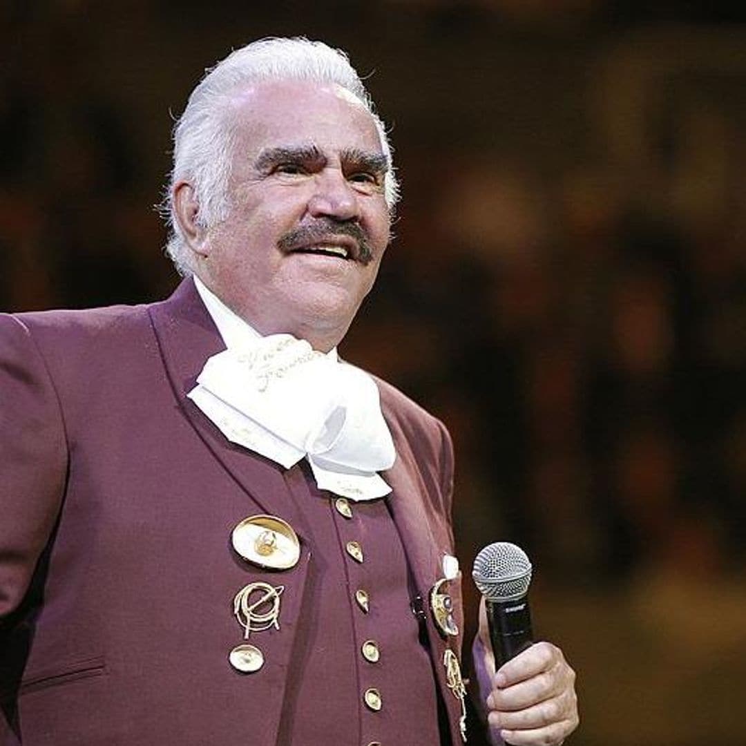Presentador lamenta que Vicente Fernández no haya acudido a los Grammy por su premio