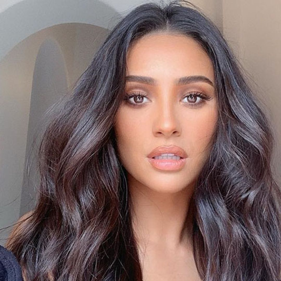 La brocha de maquillaje favorita de las 'celebrities' que promete una piel perfecta