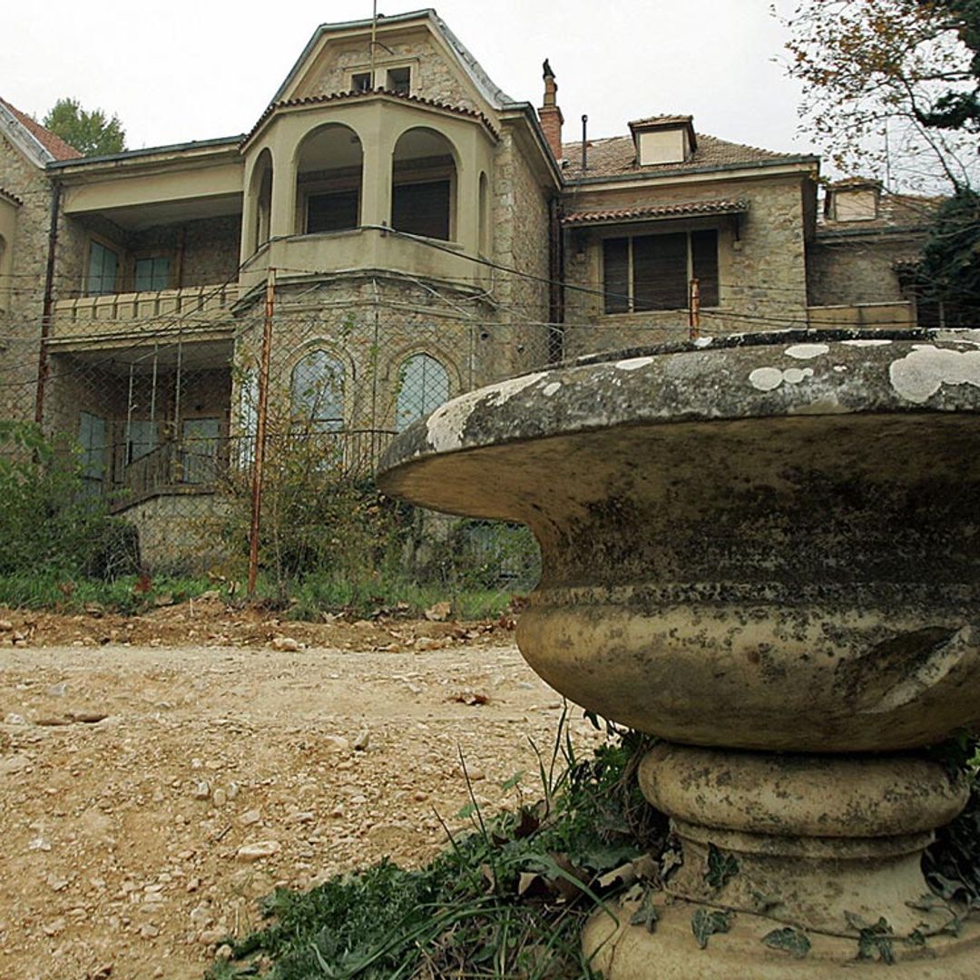 Desde la Antigua Grecia hasta hoy, el palacio donde creció doña Sofía condenado a 'resurgir de sus cenizas'