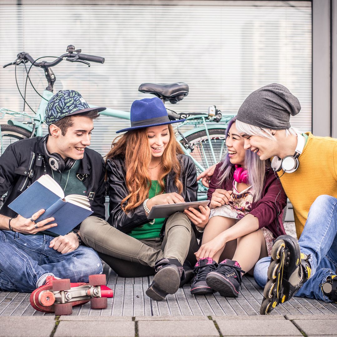 7 libros que marcaron a los 'baby boomers'… y los que hoy conquistan a la generación Z