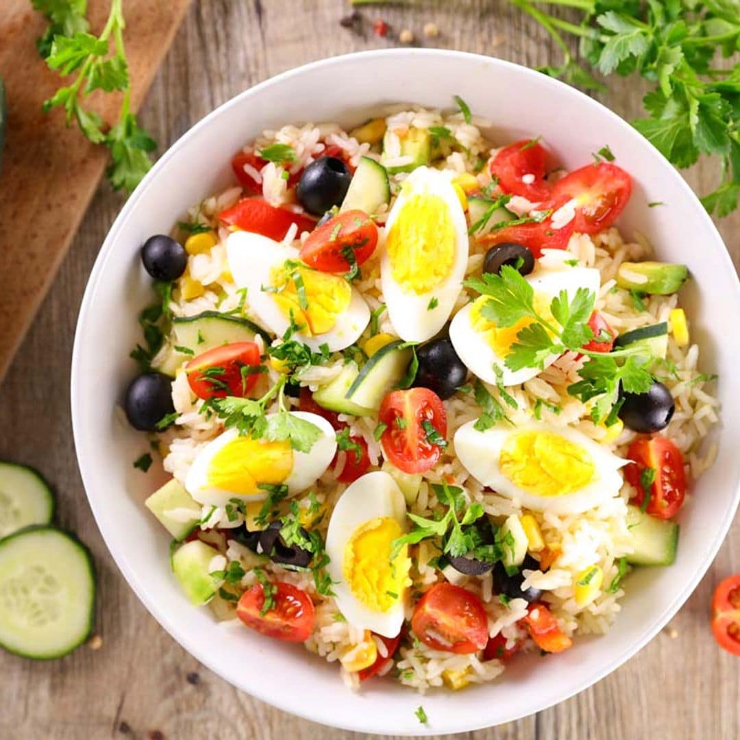 Ensaladas con huevo: 7 recetas tan fáciles como espectaculares