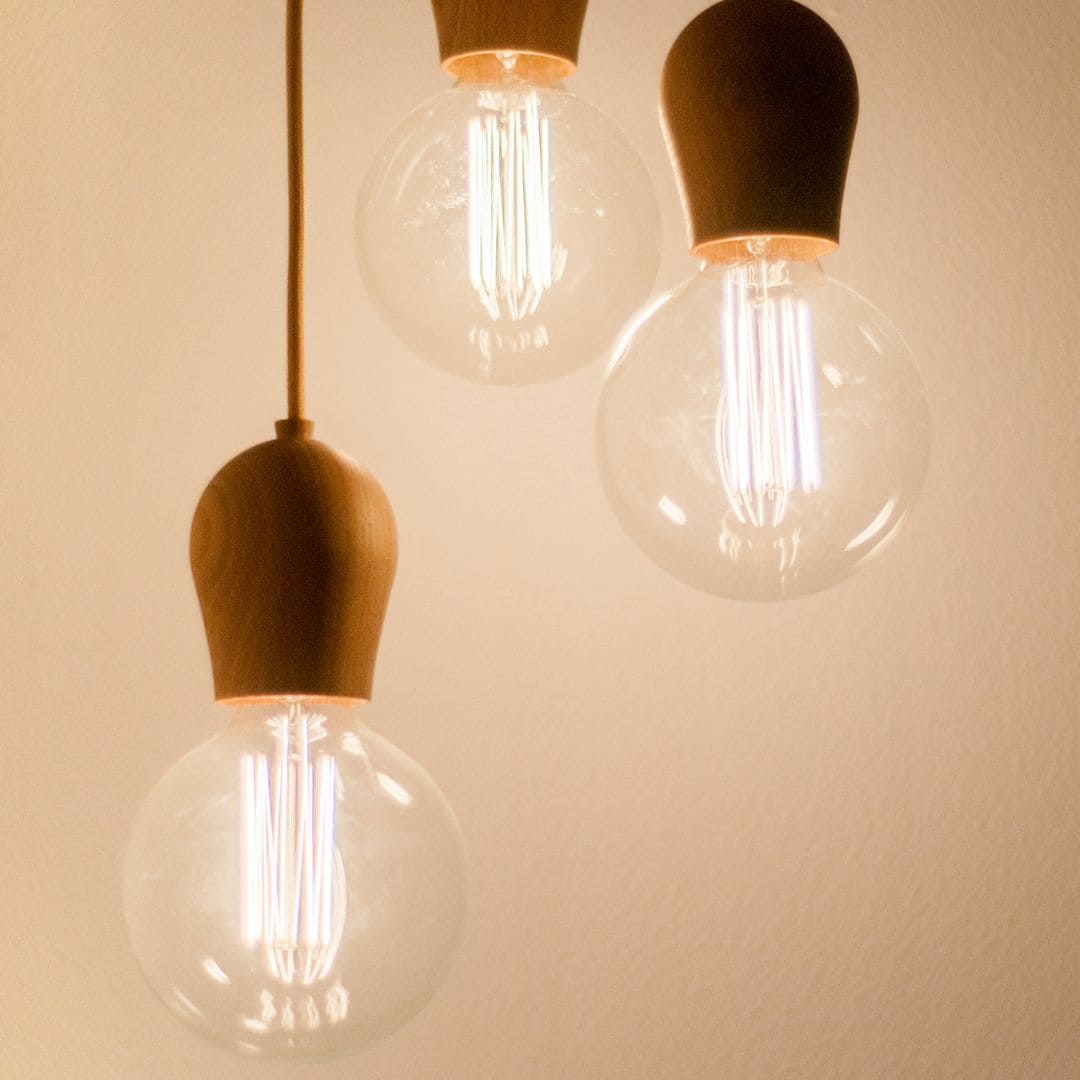 Si vives en Madrid, estos son los básicos que necesitas para prepararte para los cortes de luz de esta semana