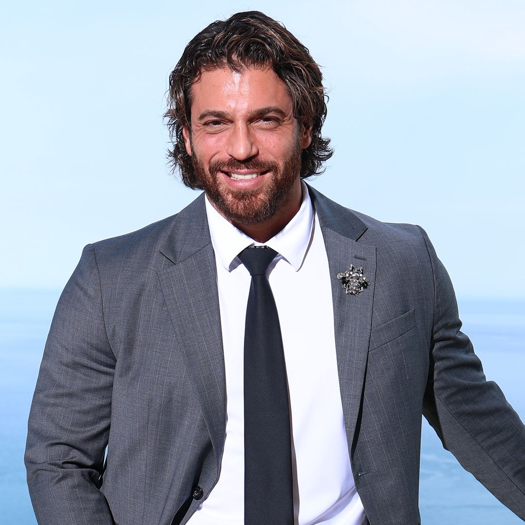 Can Yaman abre su corazón latino y nos habla de 'El Turco', las ganas de compartir el set con William Levy y su favorito para ganar el Mundial 2026