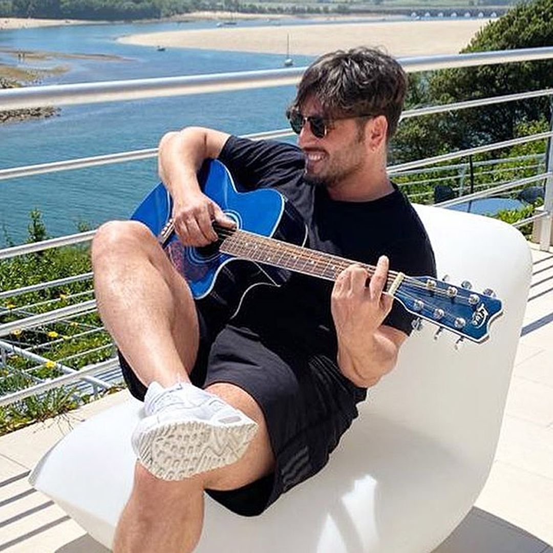 David Bustamante, la viva imagen de la felicidad: 'En casa y en familia'