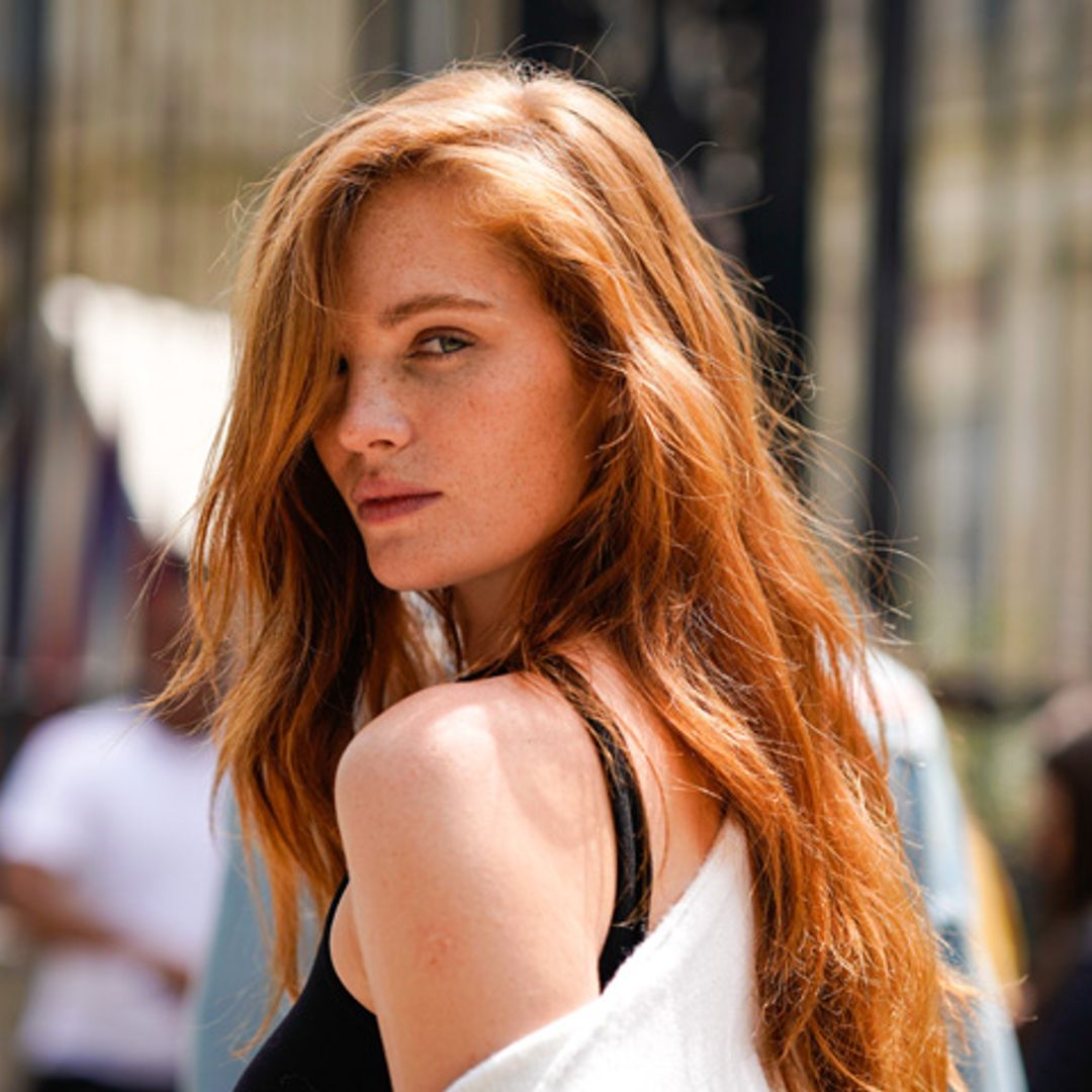 Guía para olvidarte del pelo 'frizz' este verano