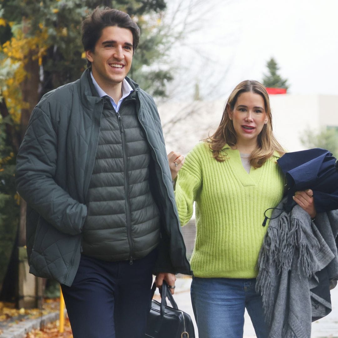 Eugenia Gil, embarazadísima, disfruta de sus Navidades más especiales junto a Javier García-Obregón