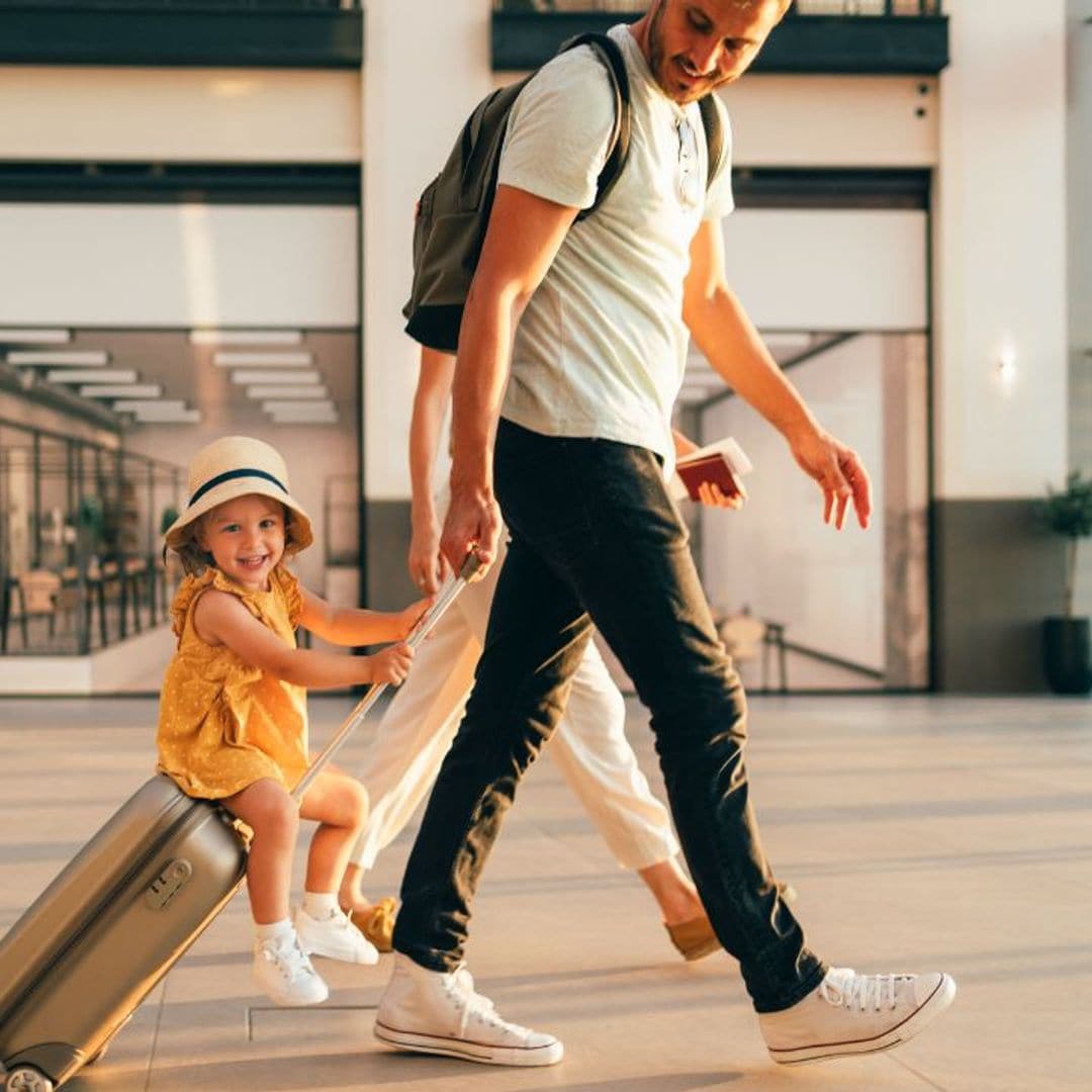 Prepara la maleta de los niños con estos esenciales que os harán las vacaciones más fáciles a todos