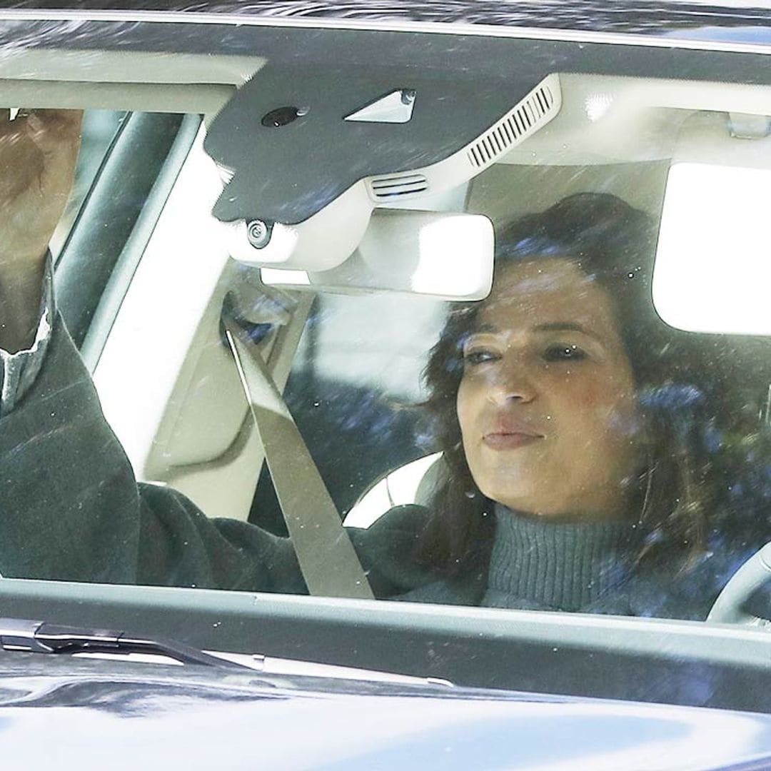 Sara Carbonero celebra con flores su vuelta a casa: 'Libertad, divino tesoro'