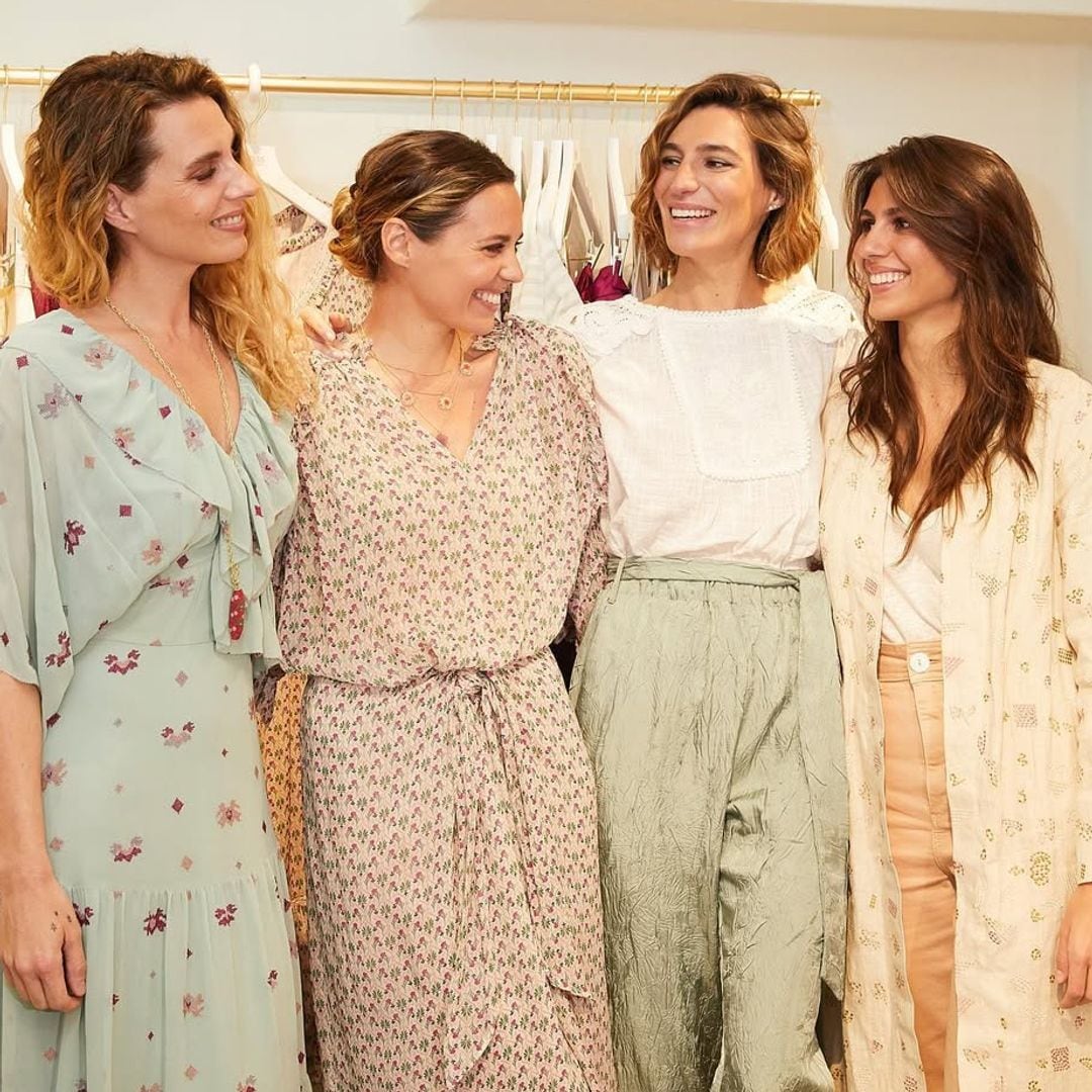 Las cuatro hermanas posan juntas para Hoss Intropia