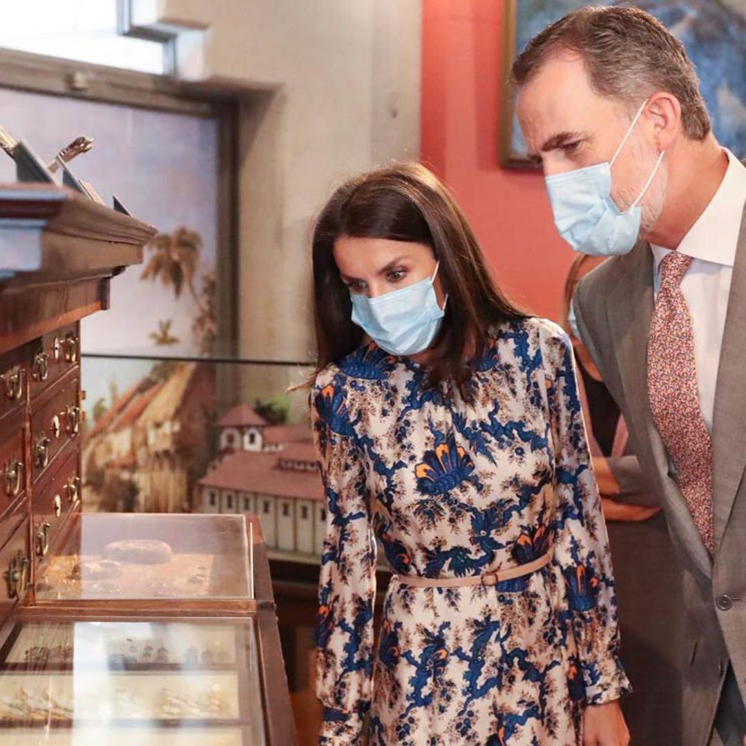 Entre fósiles y pipetas: la visita de los Reyes al Museo de Ciencias Naturales
