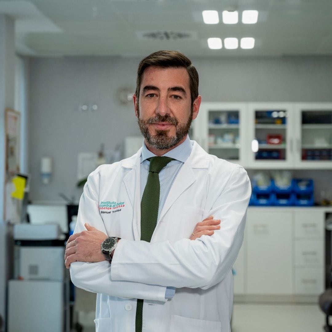 José Manuel Trinidad Martín-Arroyo, experto en tratamiento del dolor: "Es un mito pensar que hay que hacer un reposo absoluto si se tiene dolor de espalda"