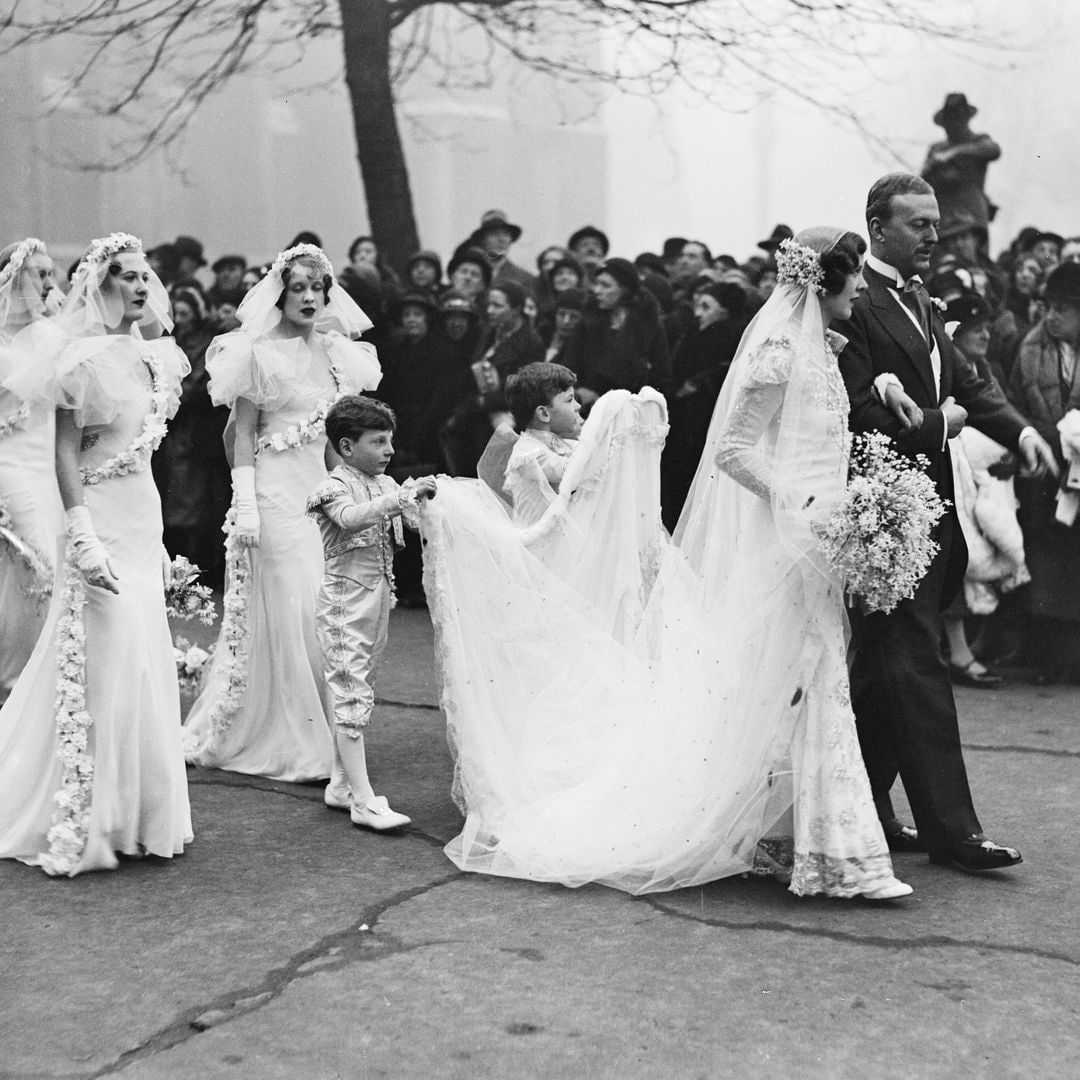 El día que la hermana de Cecil Beaton se casó con un vestido de novia ideado por él