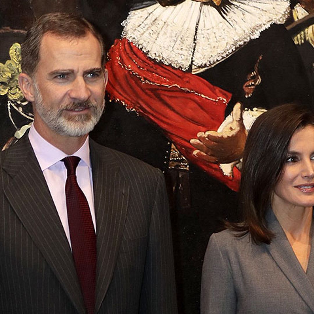 Los Reyes comienzan la gran semana de la Constitución con un acto en el museo Reina Sofía