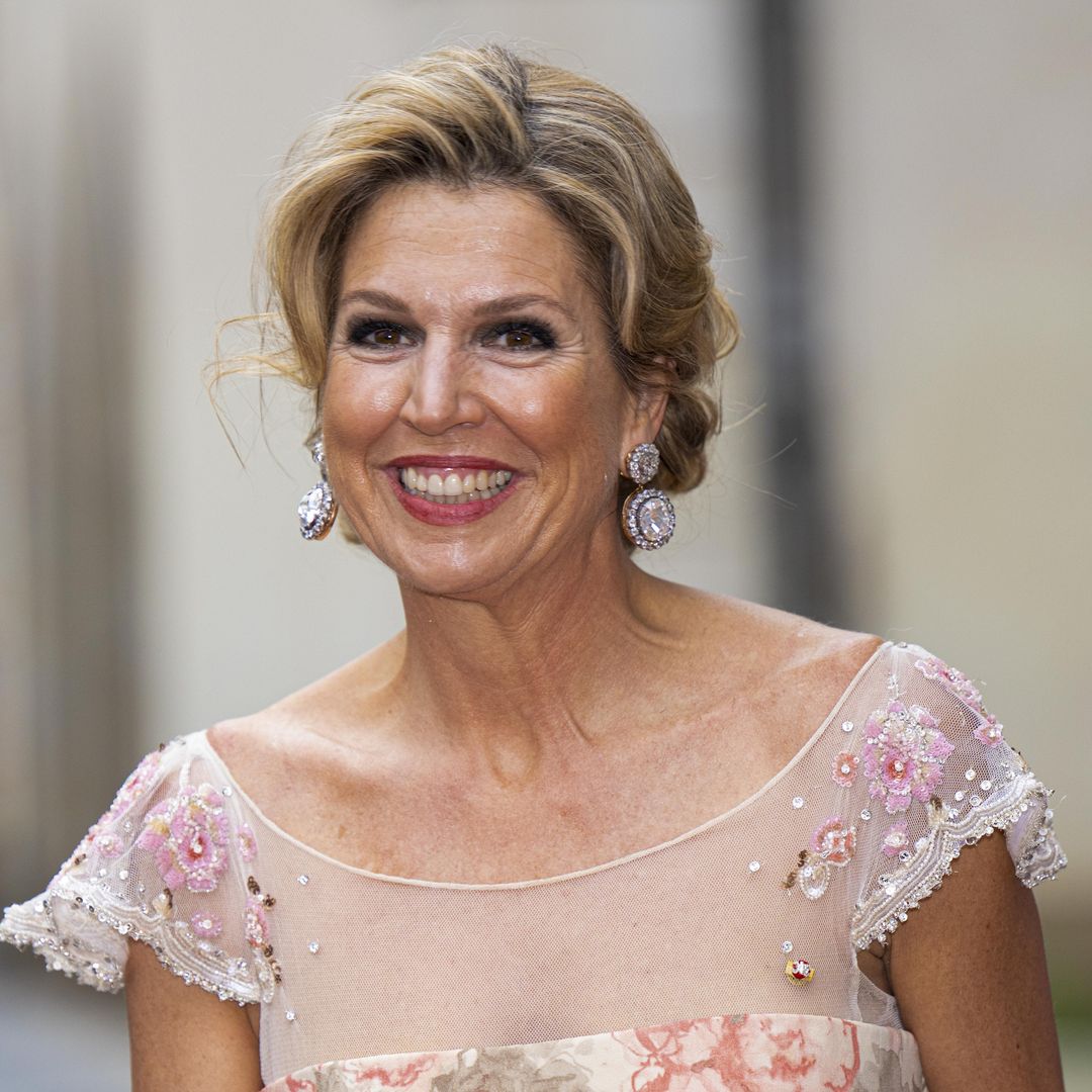 Máxima de Holanda recicla una silueta de impacto que le vimos hace 15 años
