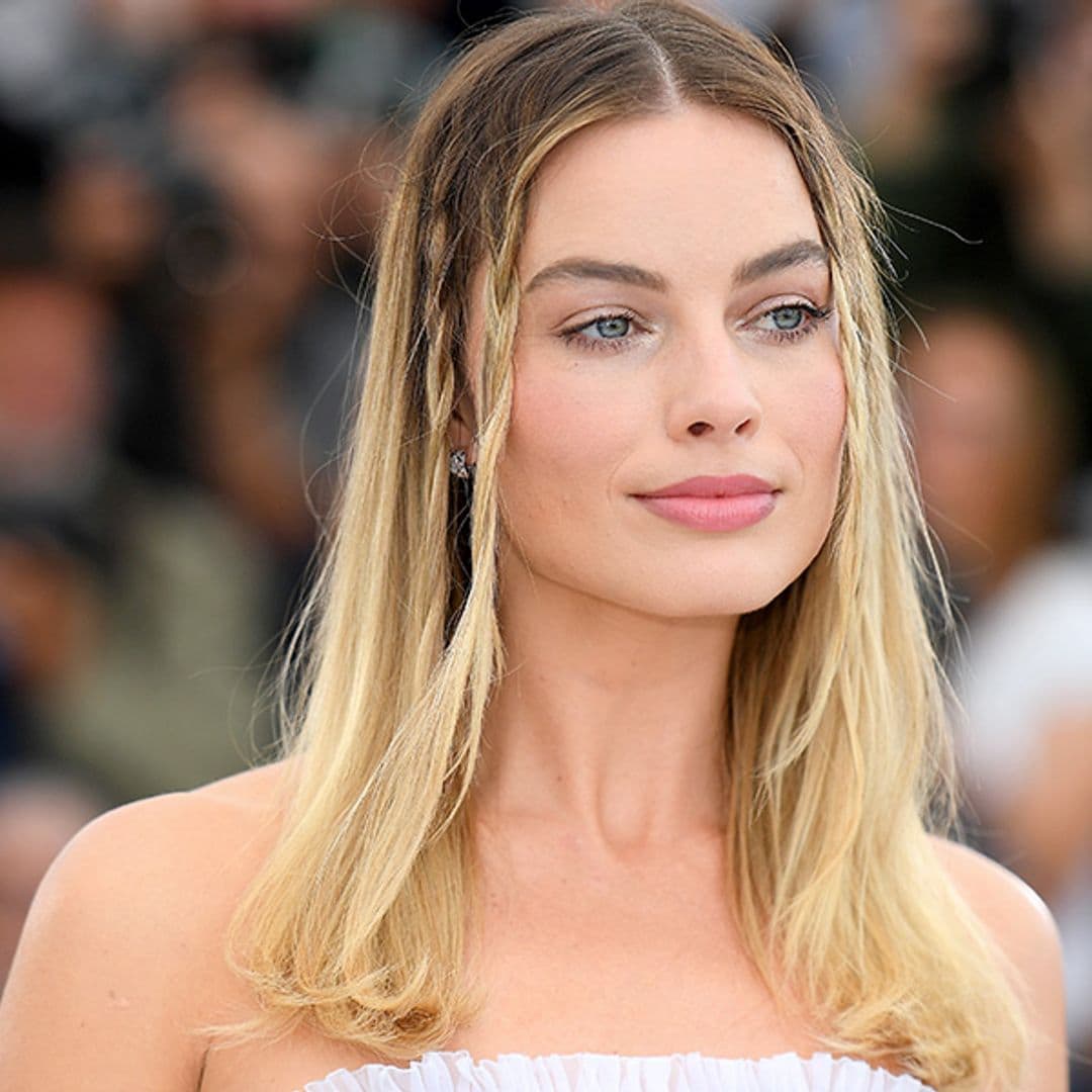 ¡Igual que Barbie! Margot Robbie impresiona en el rodaje de su nueva película