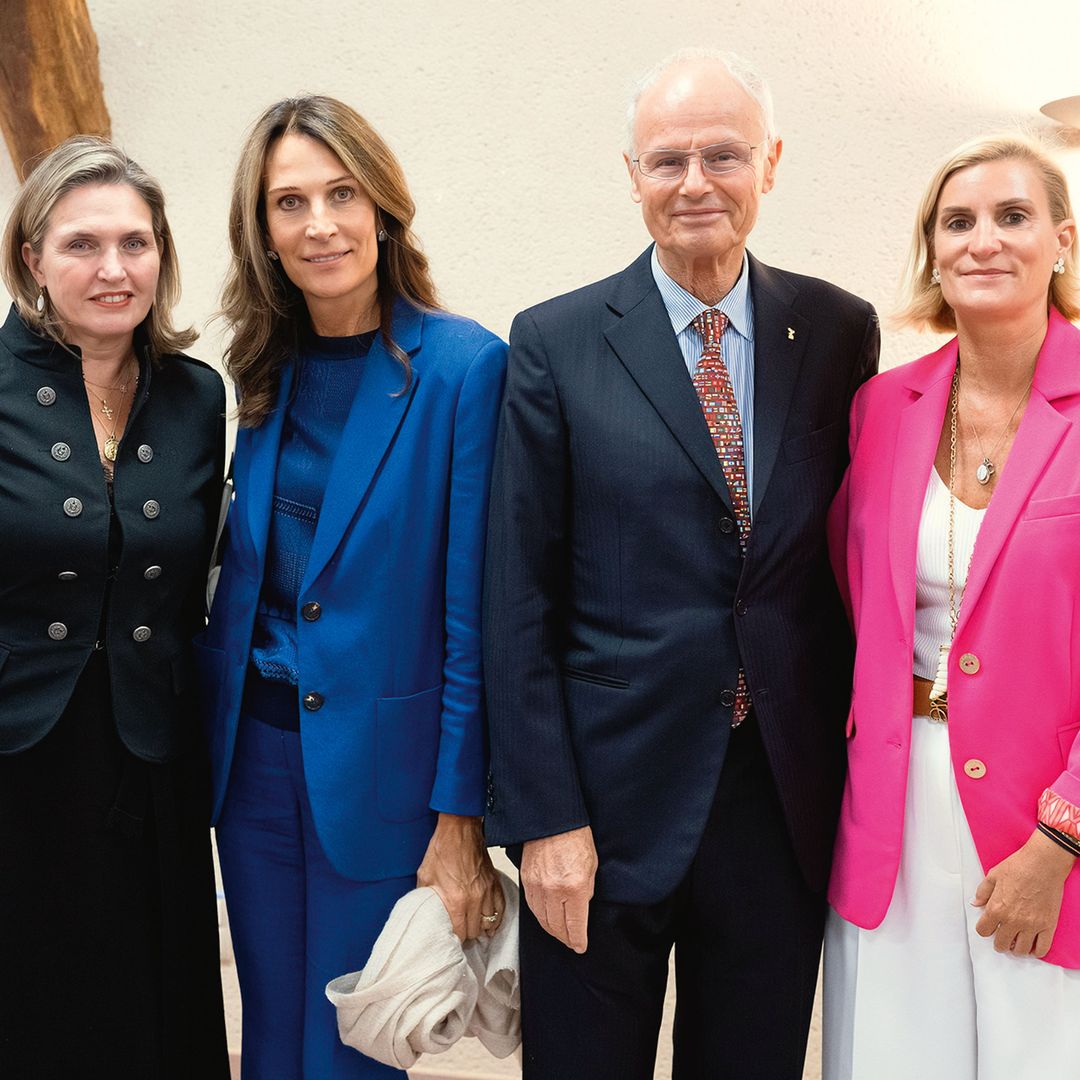 Más de los retratos de la cita