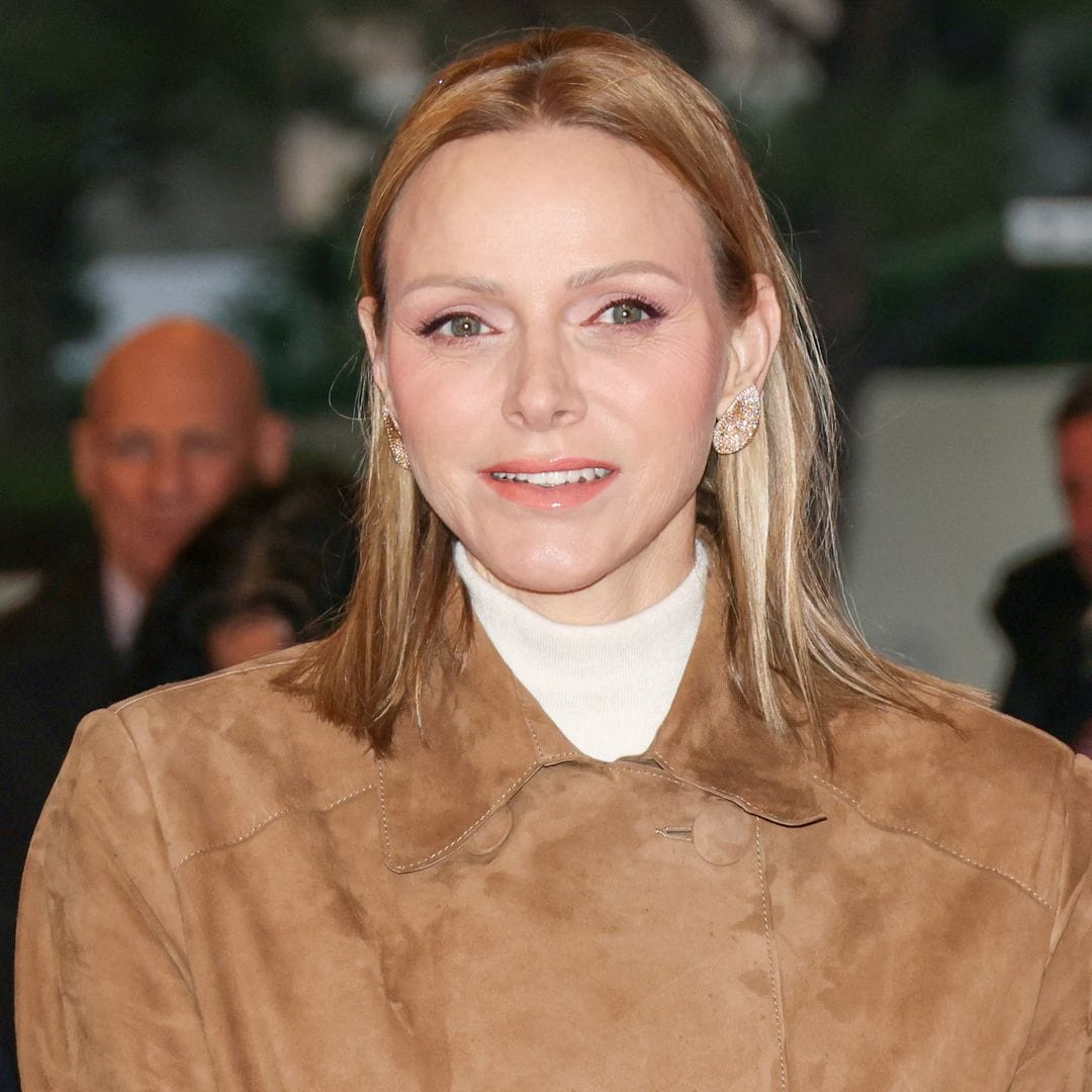 Charlene de Mónaco celebra la Navidad con un nuevo cambio de look: las fotos que lo confirman