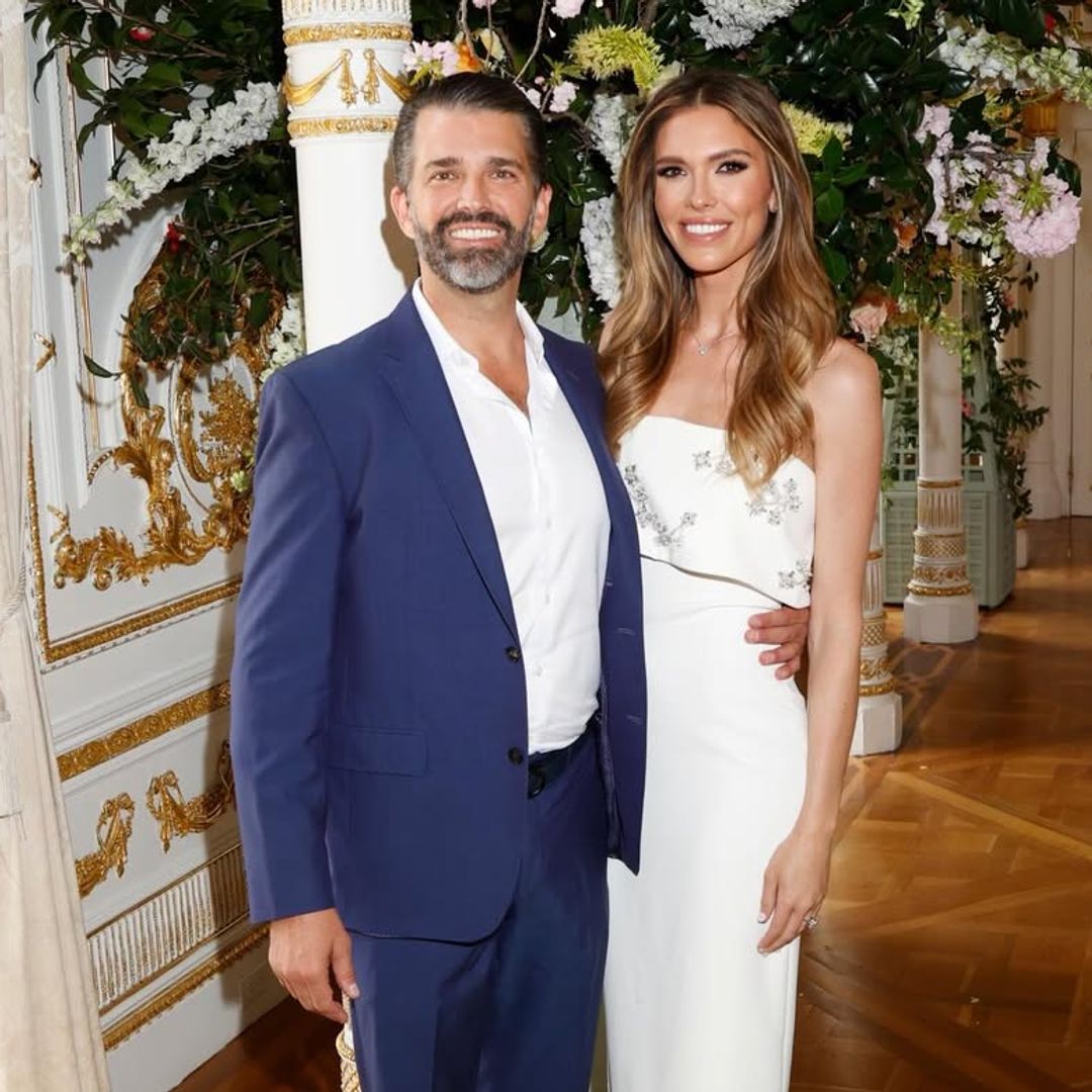 La espectacular 'bridal shower' de Bettina Anderson: fiestón en Mar-a-Lago con la aparición sorpresa de su prometido, Donald Trump Jr.