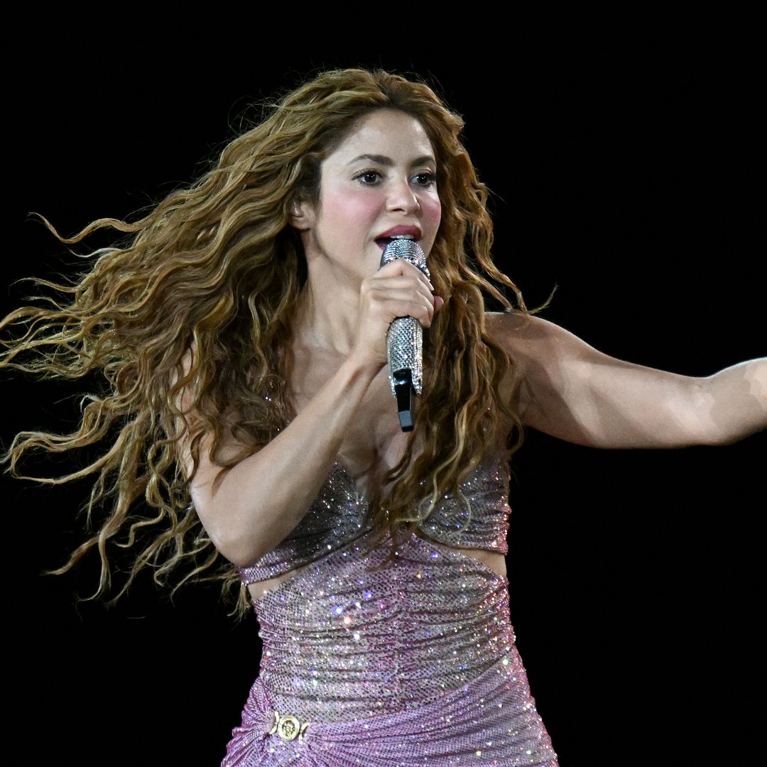 La aparatosa caída de Shakira en su último concierto: "No se preocupen que soy de caucho"