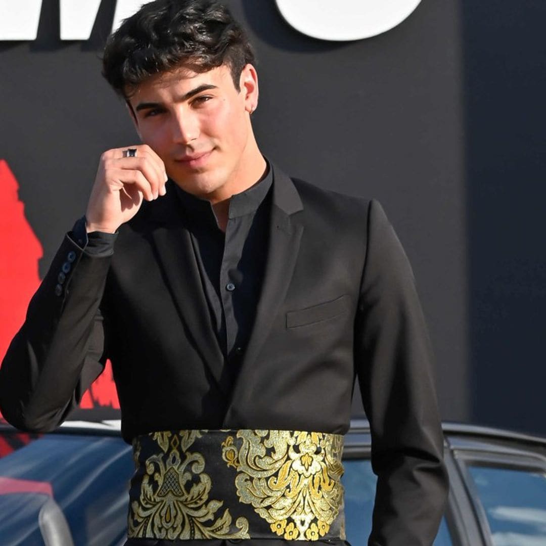 Óscar Casas, el actor del momento, nos habla de su novia, su hermano Mario y sus nuevos proyectos