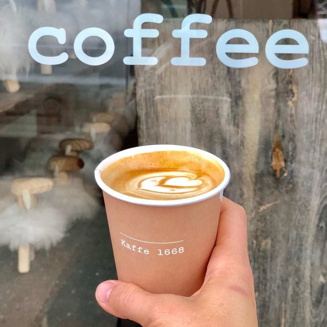 Kaffe 1668, café de aire escandinavo, Tribeca, Nueva York