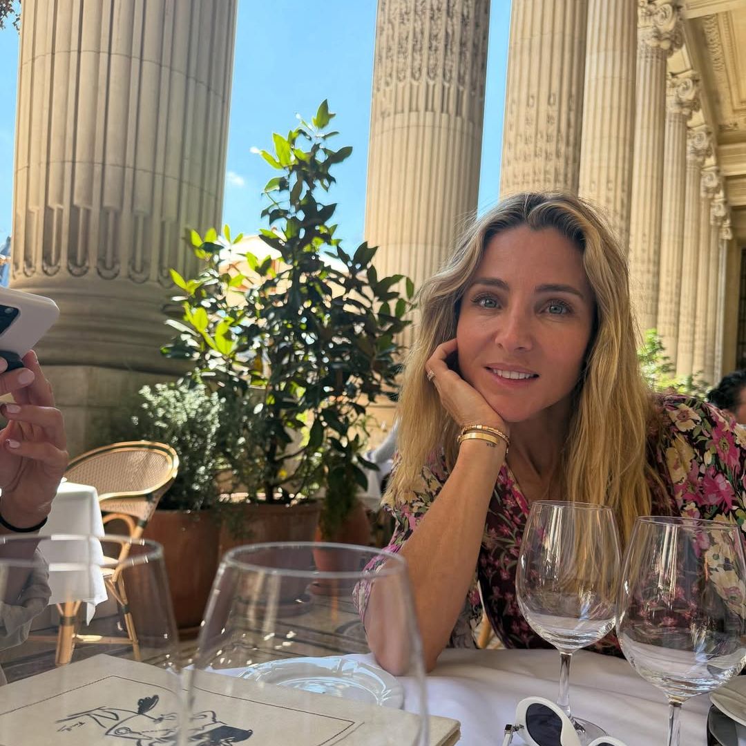 Elsa Pataky en el Panteón, París