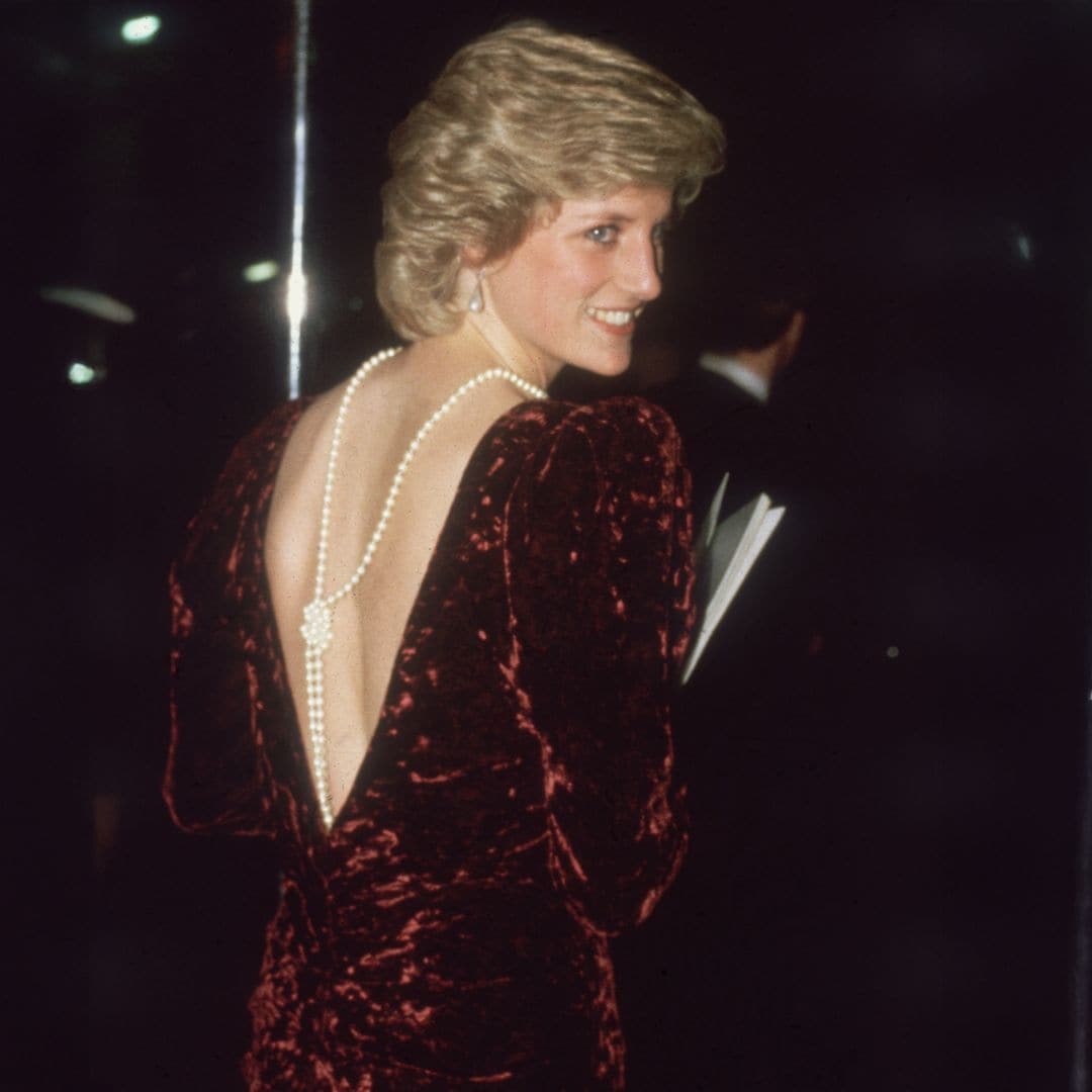 El vestido de Lady Di que dejó sin aliento a Michael J. Fox inspira ahora este diseño superventas de Zara